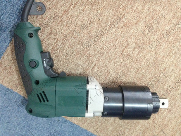 初緊扭剪型電動(dòng)扳手圖片