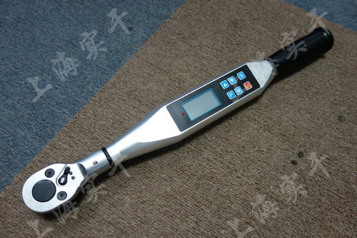 ���@Ť������